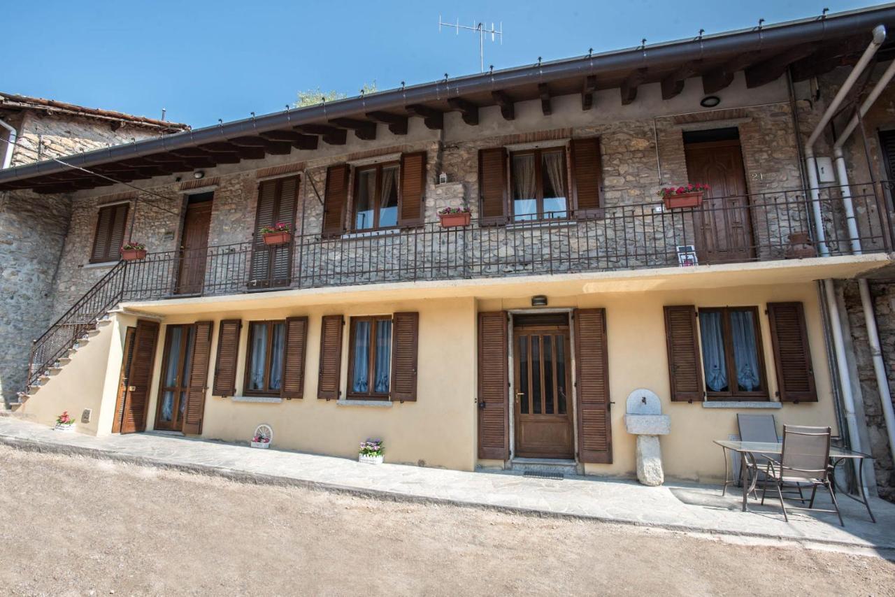 B&B La Corte And Home Restaurant - Free Parking - 10 Minutes To The Lake And Centre Como Exterior foto