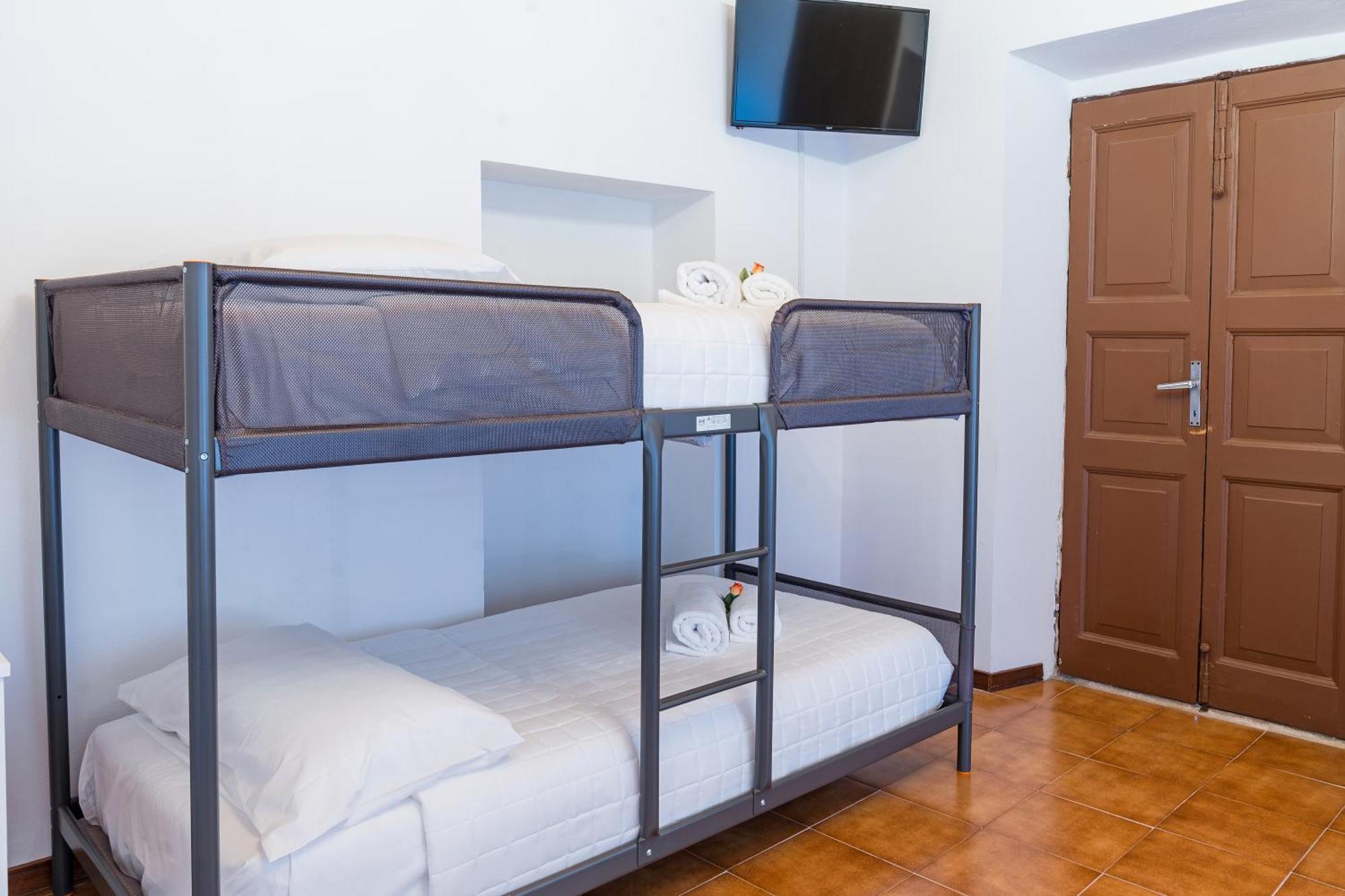 B&B La Corte And Home Restaurant - Free Parking - 10 Minutes To The Lake And Centre Como Exterior foto