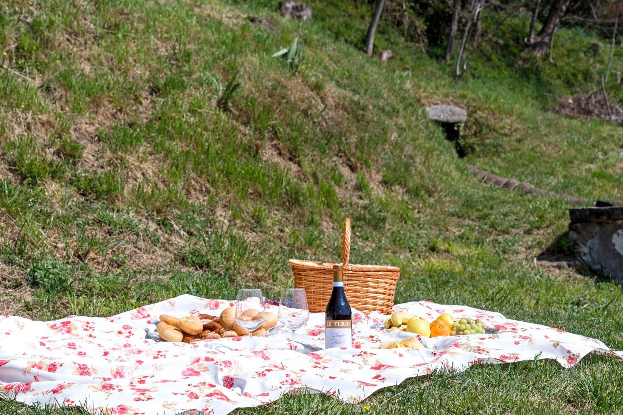 B&B La Corte And Home Restaurant - Free Parking - 10 Minutes To The Lake And Centre Como Exterior foto